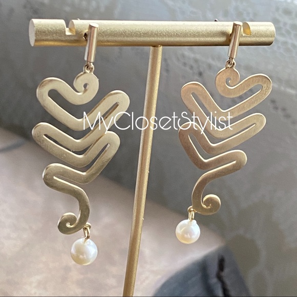 ELIZABETH & JAMES 23k Gold Pearl Drop Earrings! NEW RETIRED Luxury Line - Picture 1 of 3